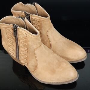 Musse & Cloud Athya Tan Leather Western Booties Size 6